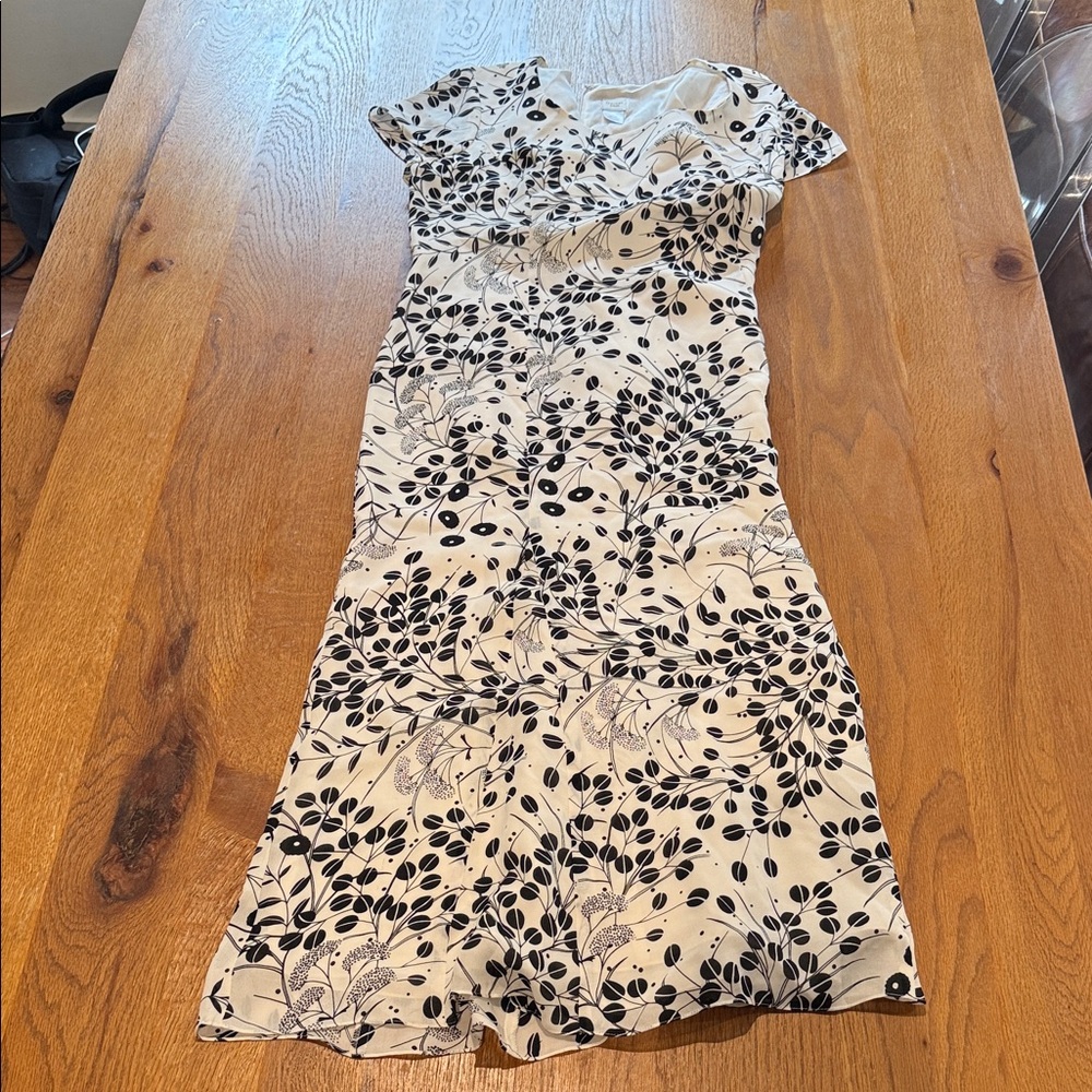 100% silk garnet hill - Floral Black and White Dress